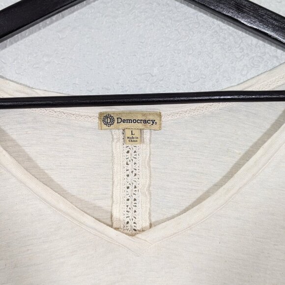 Women's Democracy Large T-Shirt - Picture 5 of 7